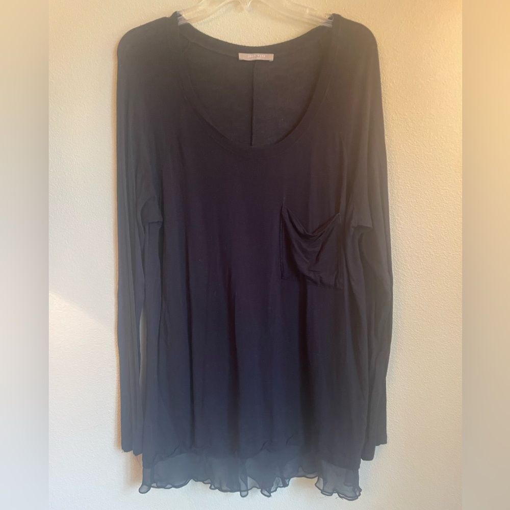 Joan Vass v neck tee with chiffon trim women’s black